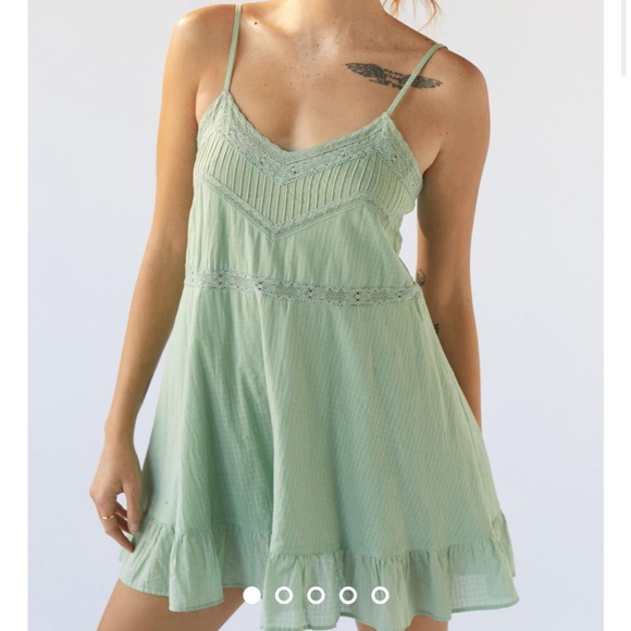 Urban outfitters lace insert mini dress - Picture 1 of 8